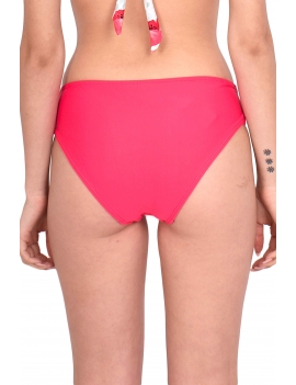 Parte trasera de calzon de bikini con transparencia color rojo